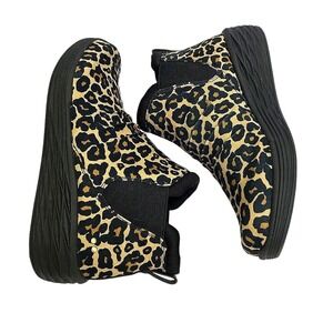 Ryka "Niah" leopard wedge comfort slip on ankle rain snow boots women's size 7.5